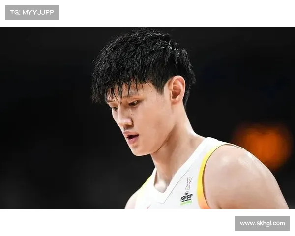 曾凡博虽未上场一分钟 但他追逐NBA梦想的决心依然令人敬佩